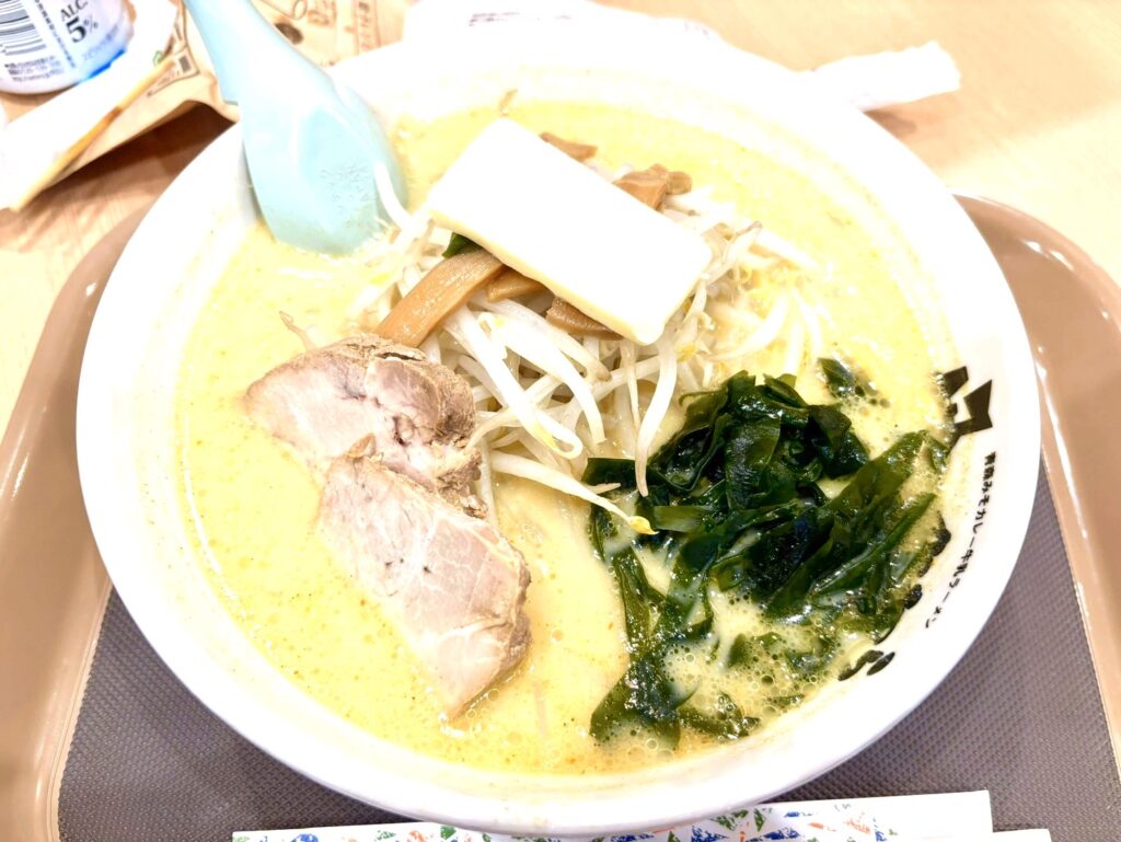 牛乳カレー味噌らーめん